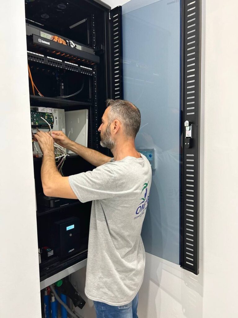 Καμπίνες Rack